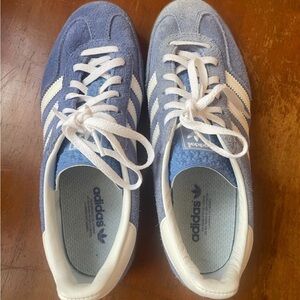 Casual Blue and White Sneakers